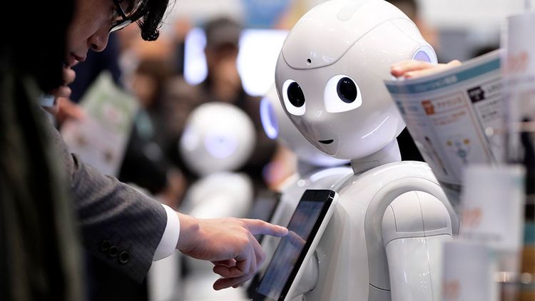 dbbe0271-how-will-artificial-intelligence-powered-customer-service-help-customer-support-agent.jpg