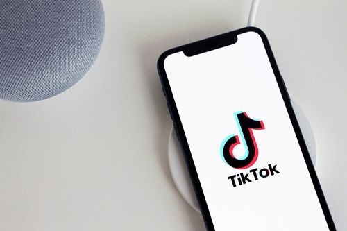 a0d0c5e2-tiktok-5064078_1920-min.jpg